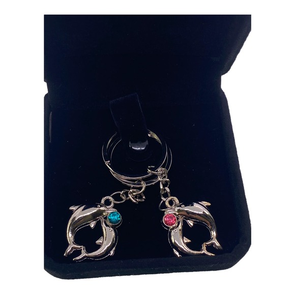 His Hers Couples Boyfriend Girlfriend Husband Wife DOLPHINS Key Ring Set - Picture 2 of 5